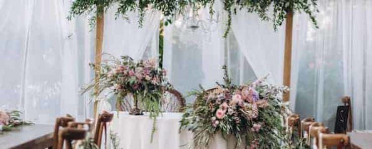 A Detailed Guide on How to Plan the Ultimate Festival-Themed Wedding