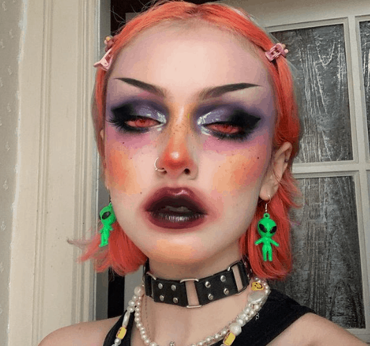 eva fraser egirl makeup