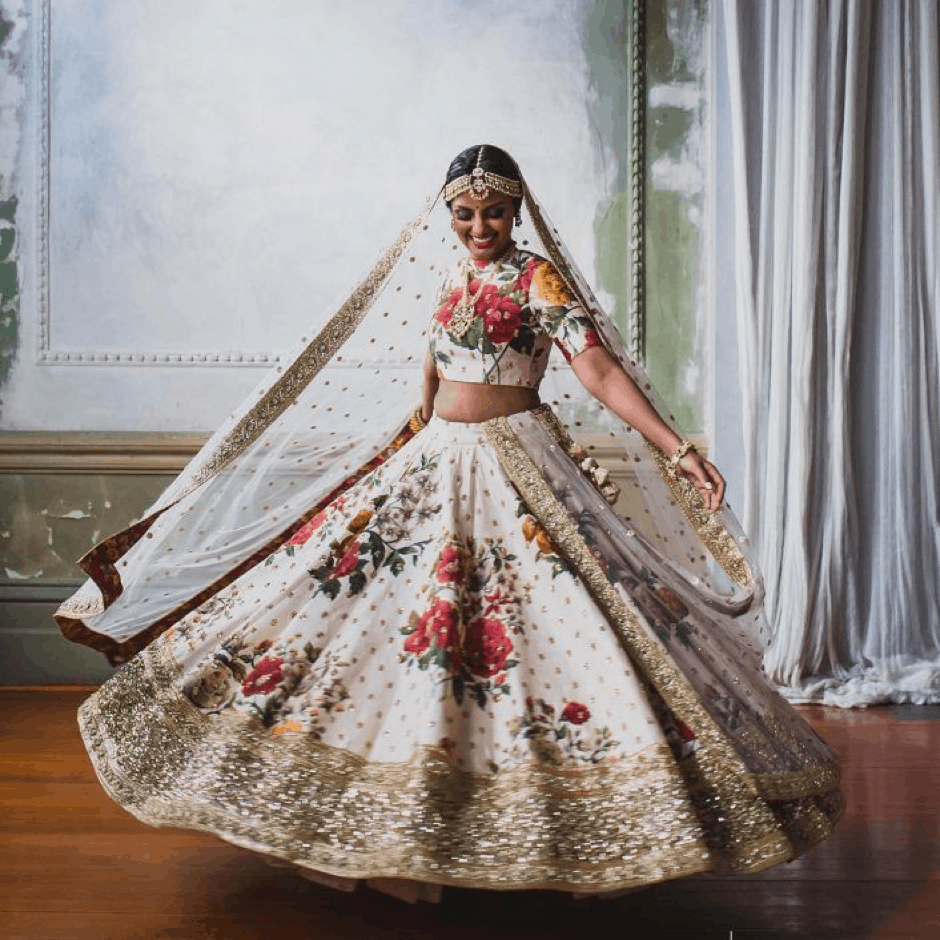 This Bride Wore A Unique Floral White Lehenga From Sabyasachi Mukherjee's  Collection For Her D-Day