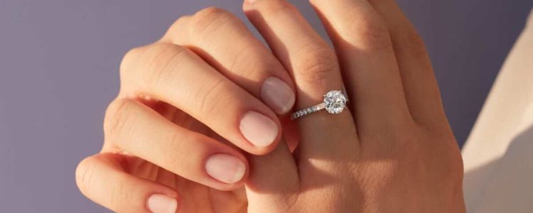 Best Alternatives to Diamond Engagement Rings