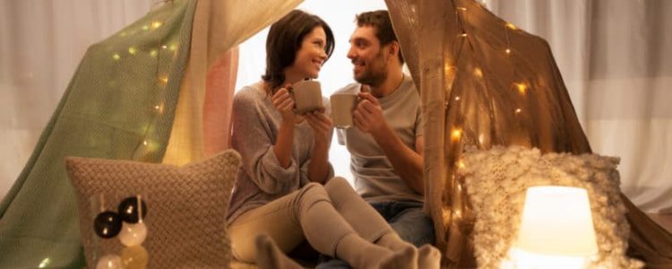 How to Have a Date Night at Home￼