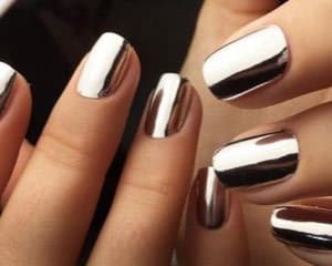 mirror manicure