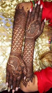 trending mehendi design